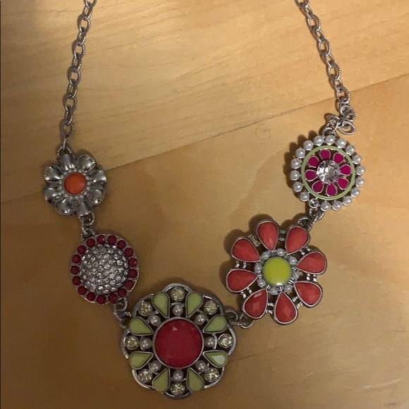 Lia Sophia necklace and bracelet set - Picture 3 of 3